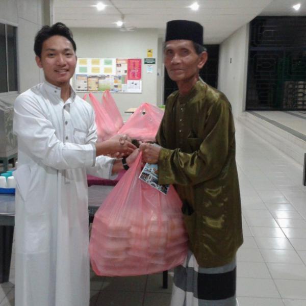 Sumbangan Makanan 02
